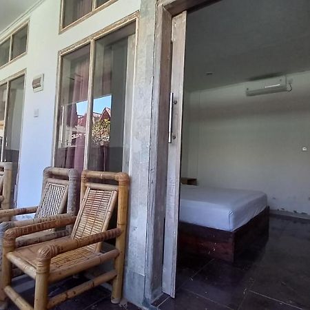Wisma Bunda 2 Hotel Джили Трауанган Екстериор снимка