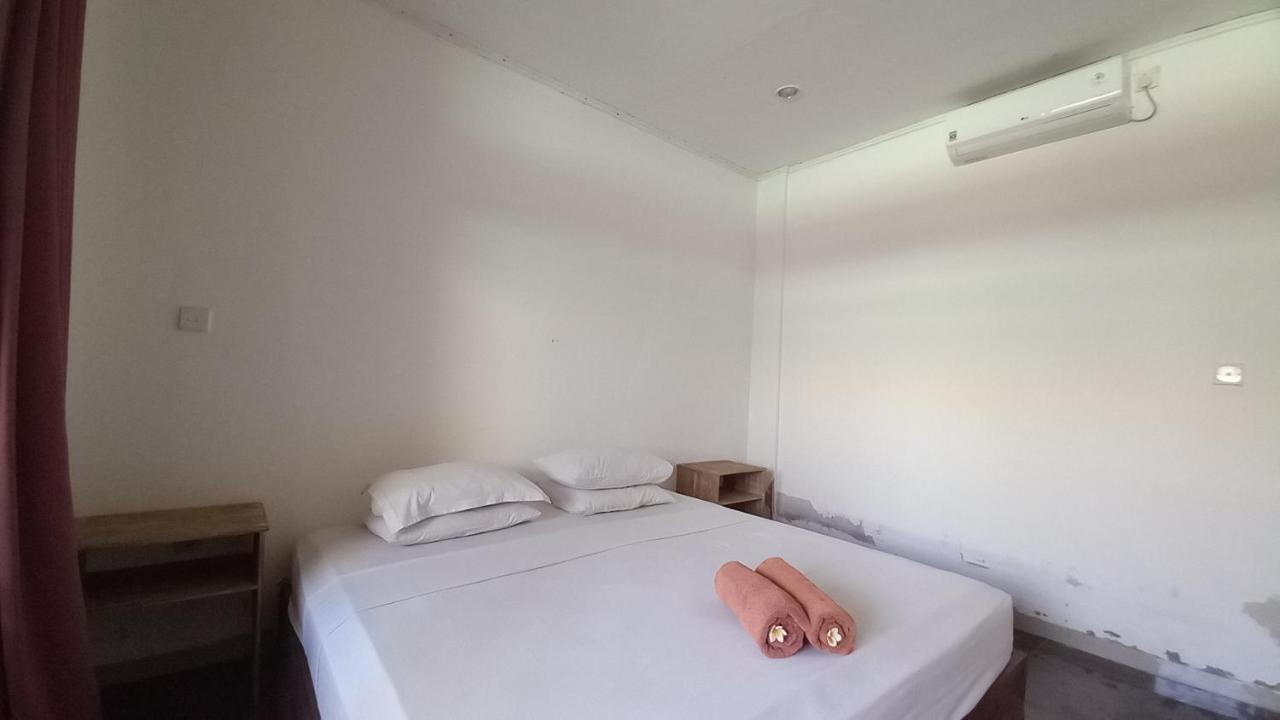 Wisma Bunda 2 Hotel Джили Трауанган Екстериор снимка