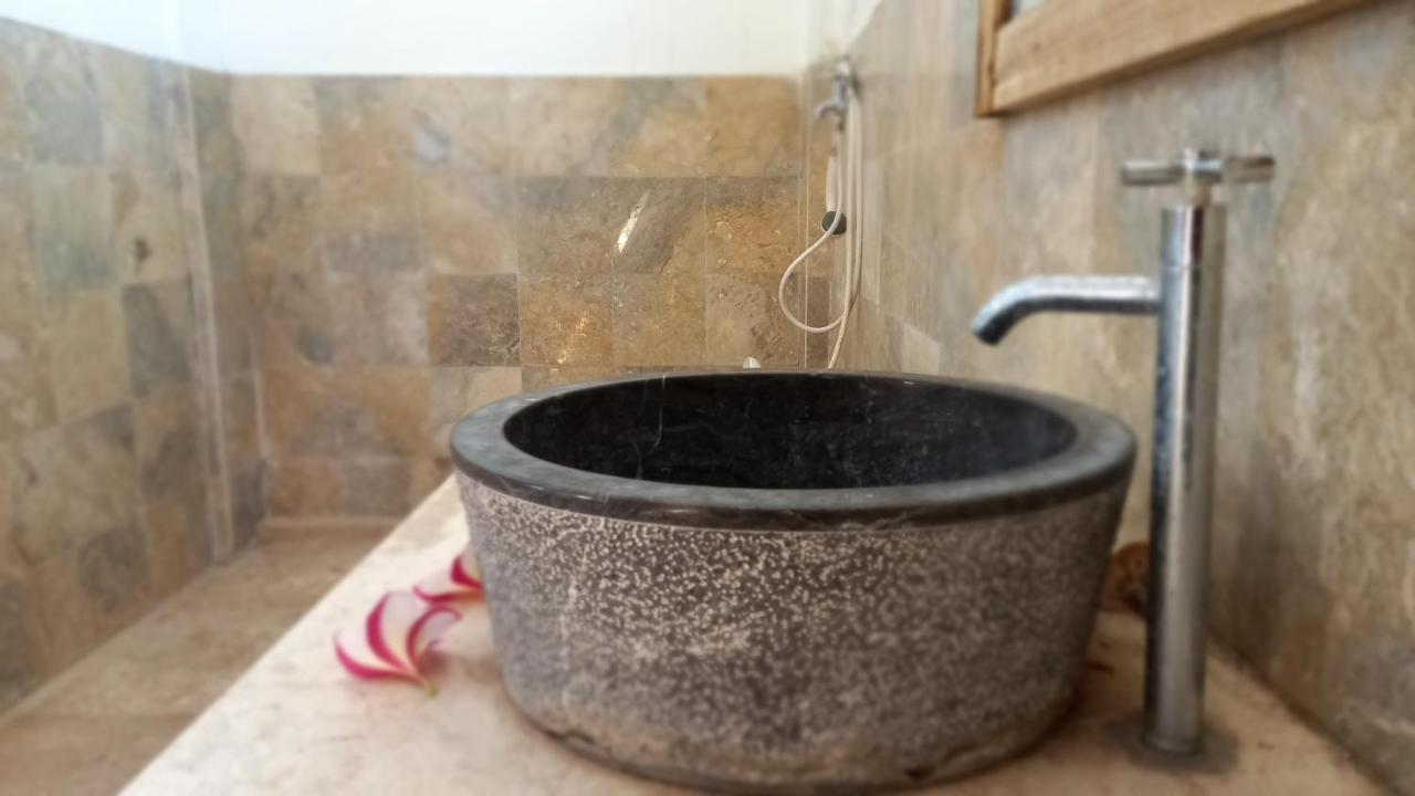Wisma Bunda 2 Hotel Джили Трауанган Екстериор снимка